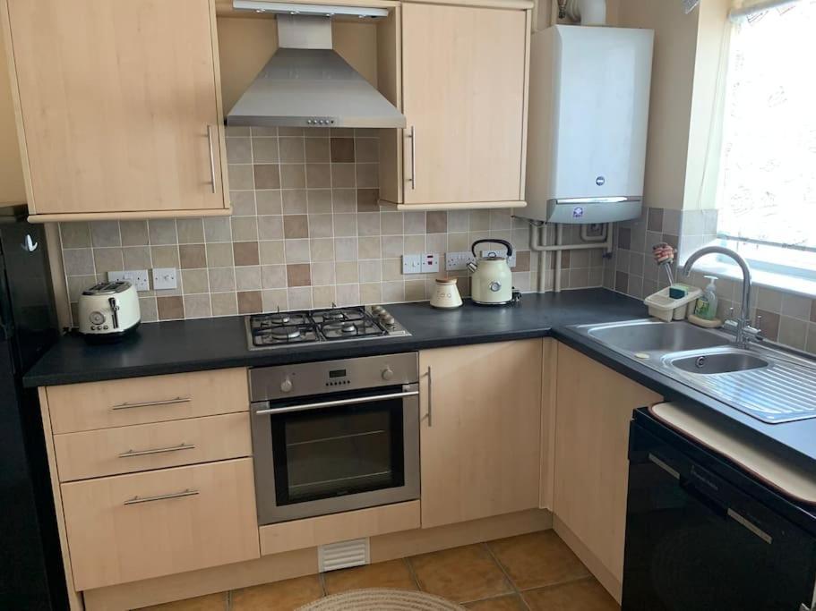 Huntingdon Walk To Town Centre, Cosy, Free Parking 빌라 외부 사진
